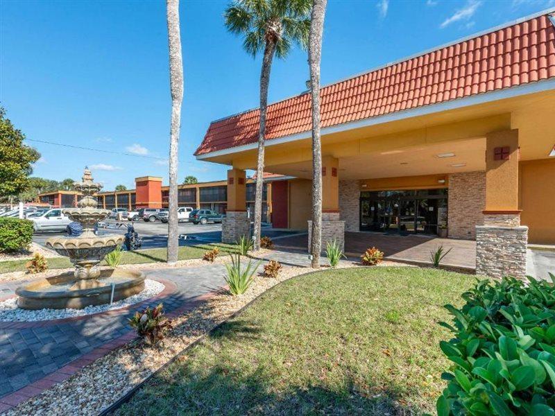 Quality Inn And Suites Palatka Riverfront Exterior foto