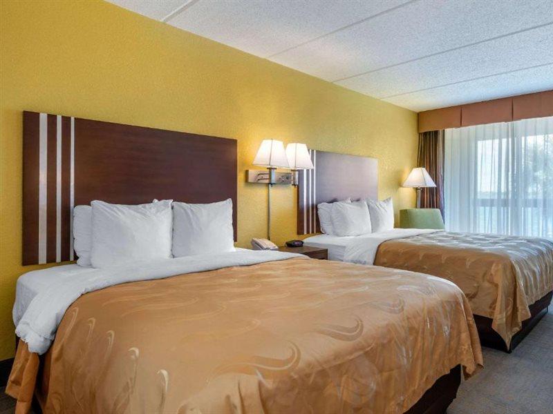 Quality Inn And Suites Palatka Riverfront Exterior foto