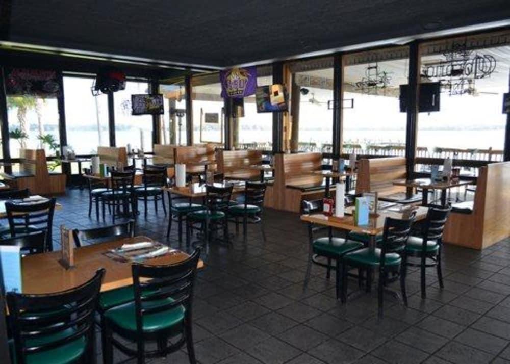 Quality Inn And Suites Palatka Riverfront Exterior foto