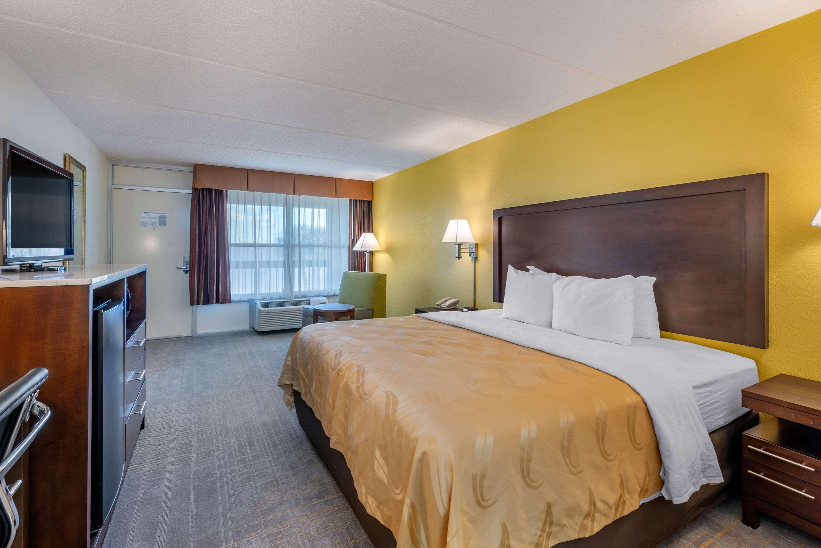 Quality Inn And Suites Palatka Riverfront Exterior foto