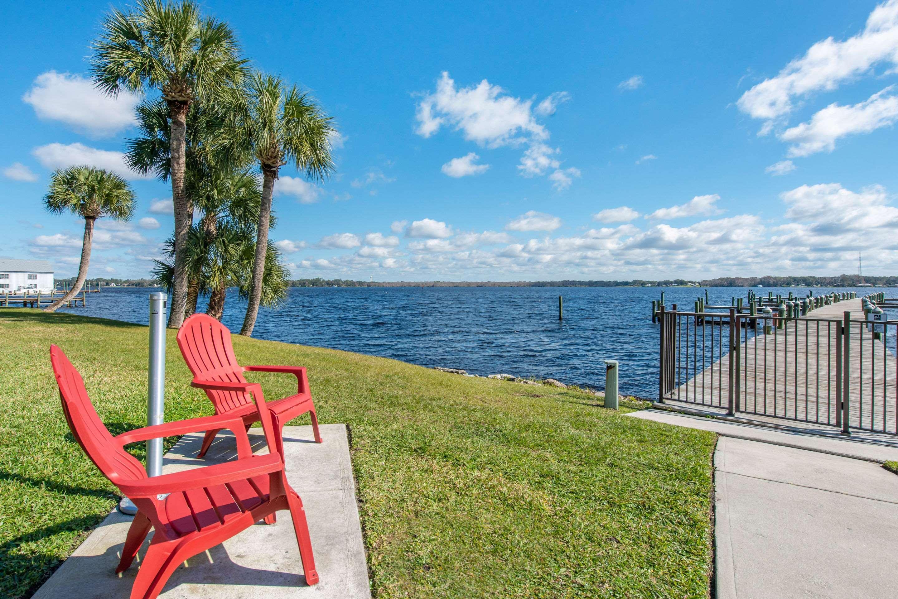 Quality Inn And Suites Palatka Riverfront Exterior foto