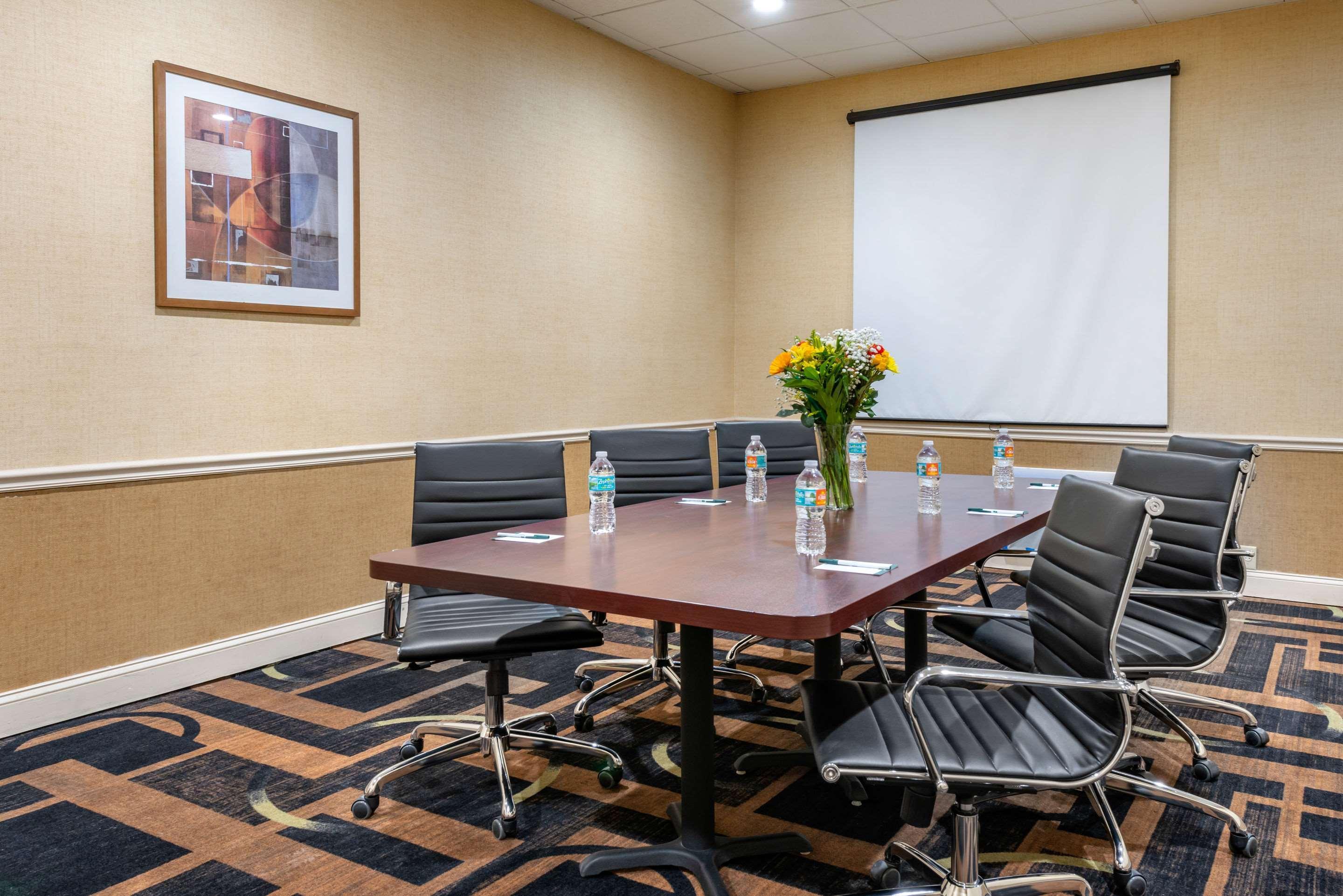 Quality Inn And Suites Palatka Riverfront Exterior foto