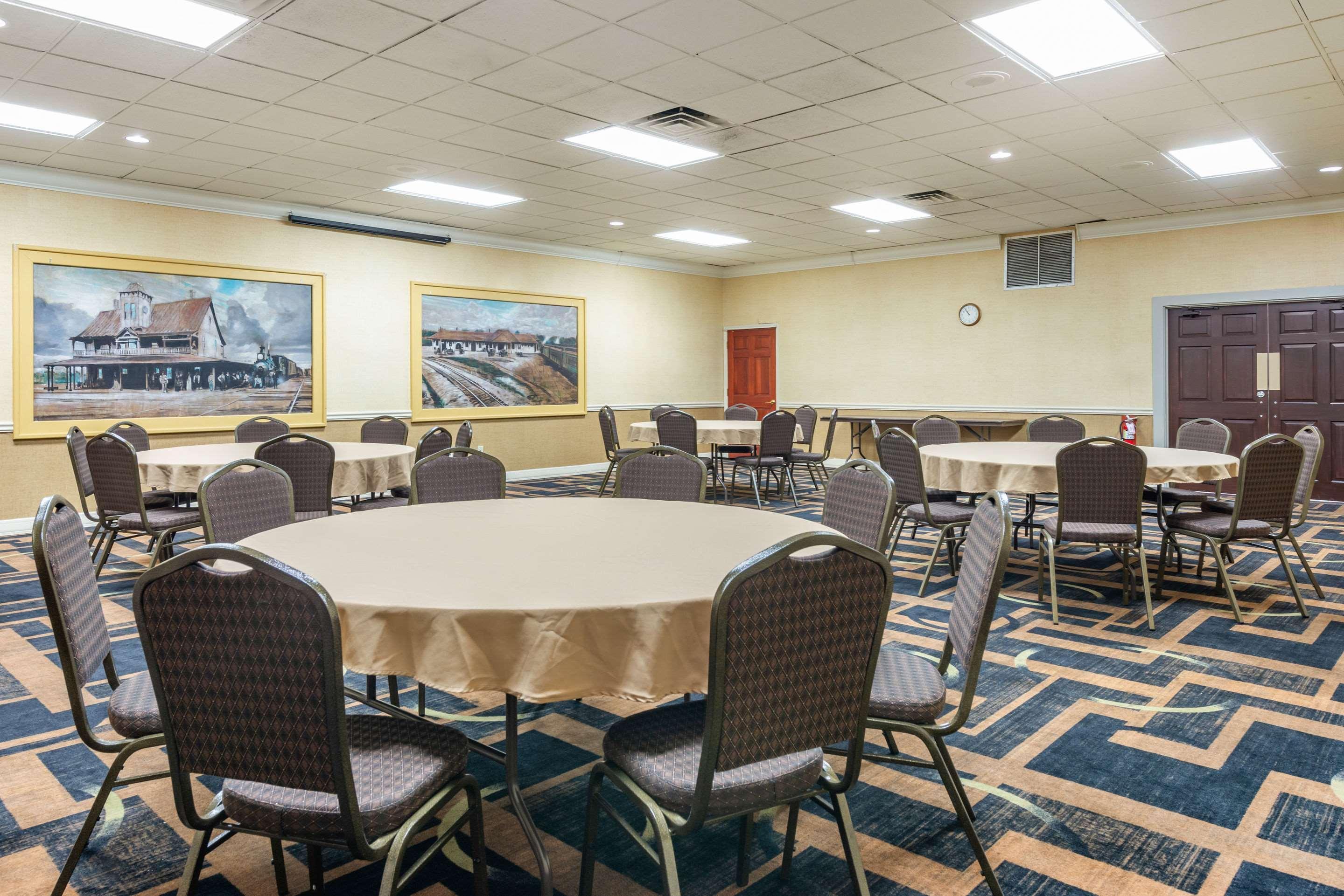 Quality Inn And Suites Palatka Riverfront Exterior foto