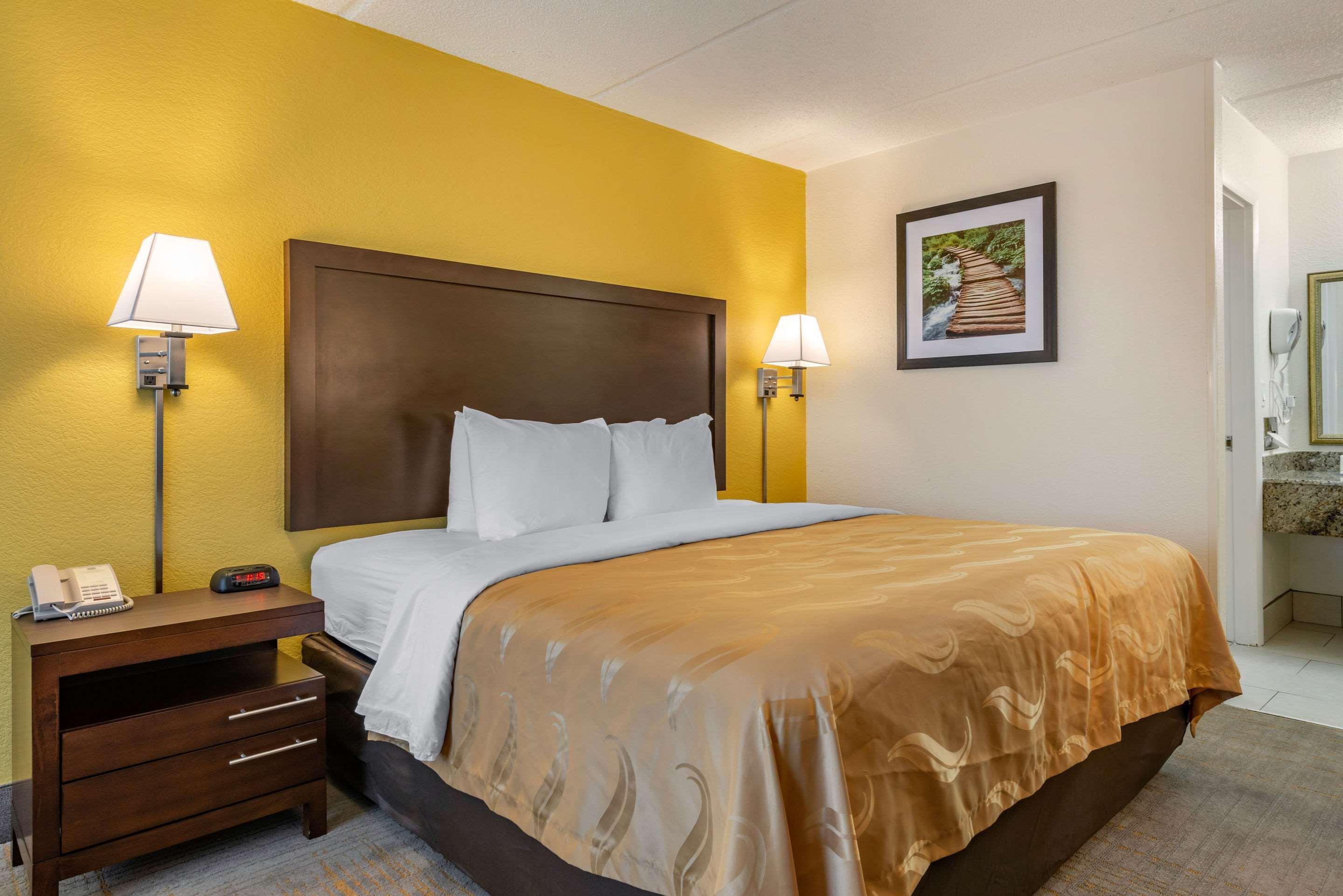 Quality Inn And Suites Palatka Riverfront Exterior foto
