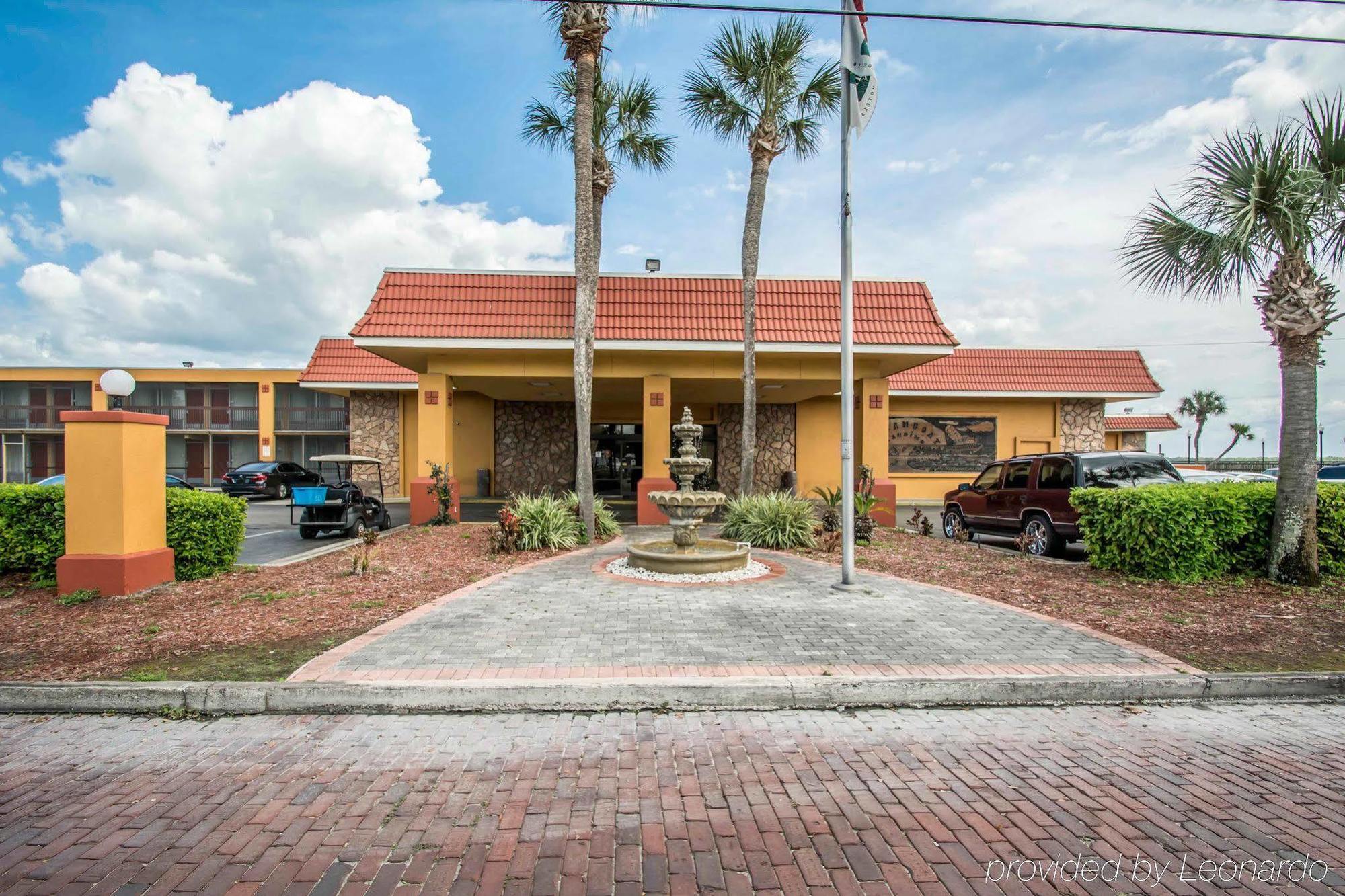 Quality Inn And Suites Palatka Riverfront Exterior foto