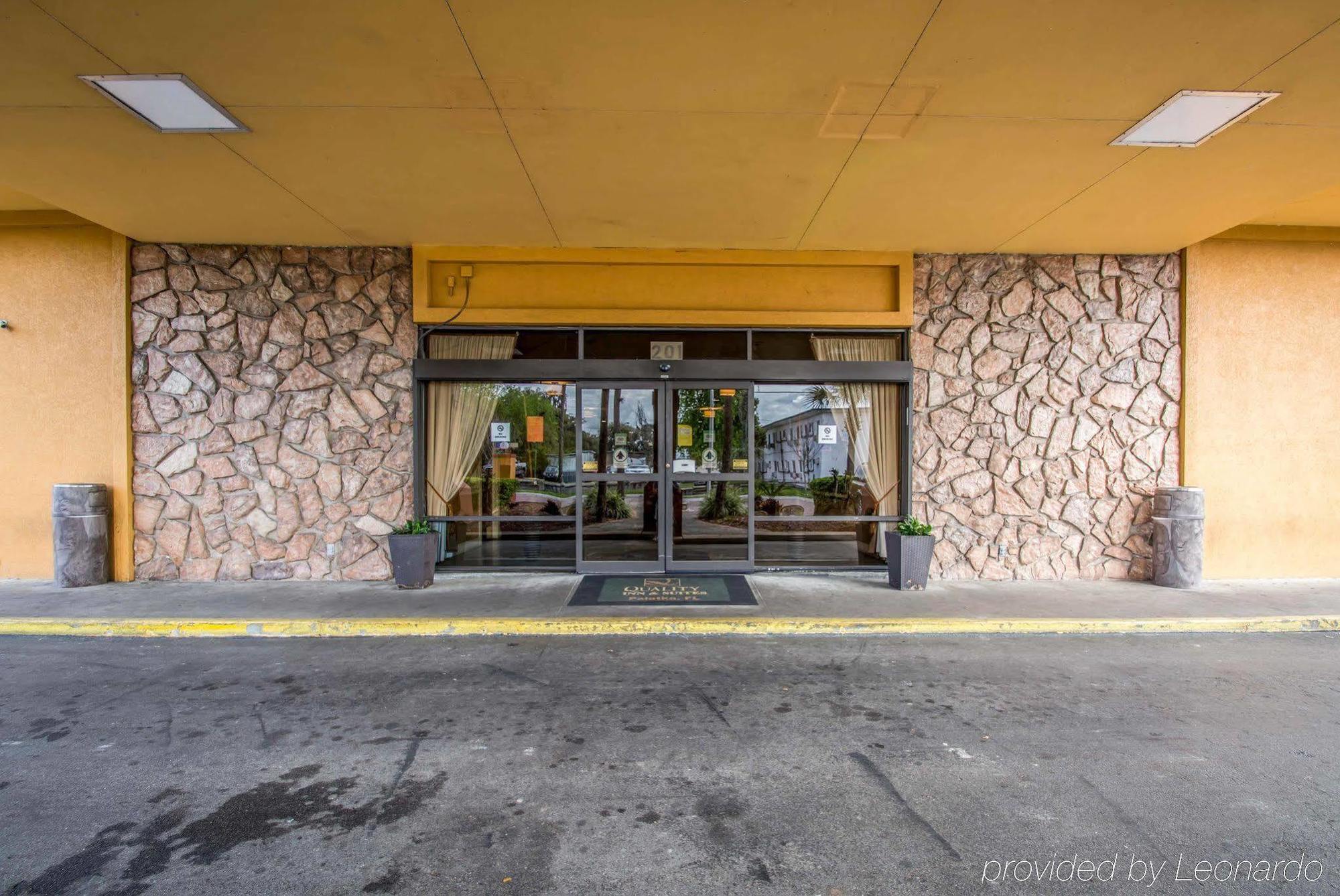 Quality Inn And Suites Palatka Riverfront Exterior foto