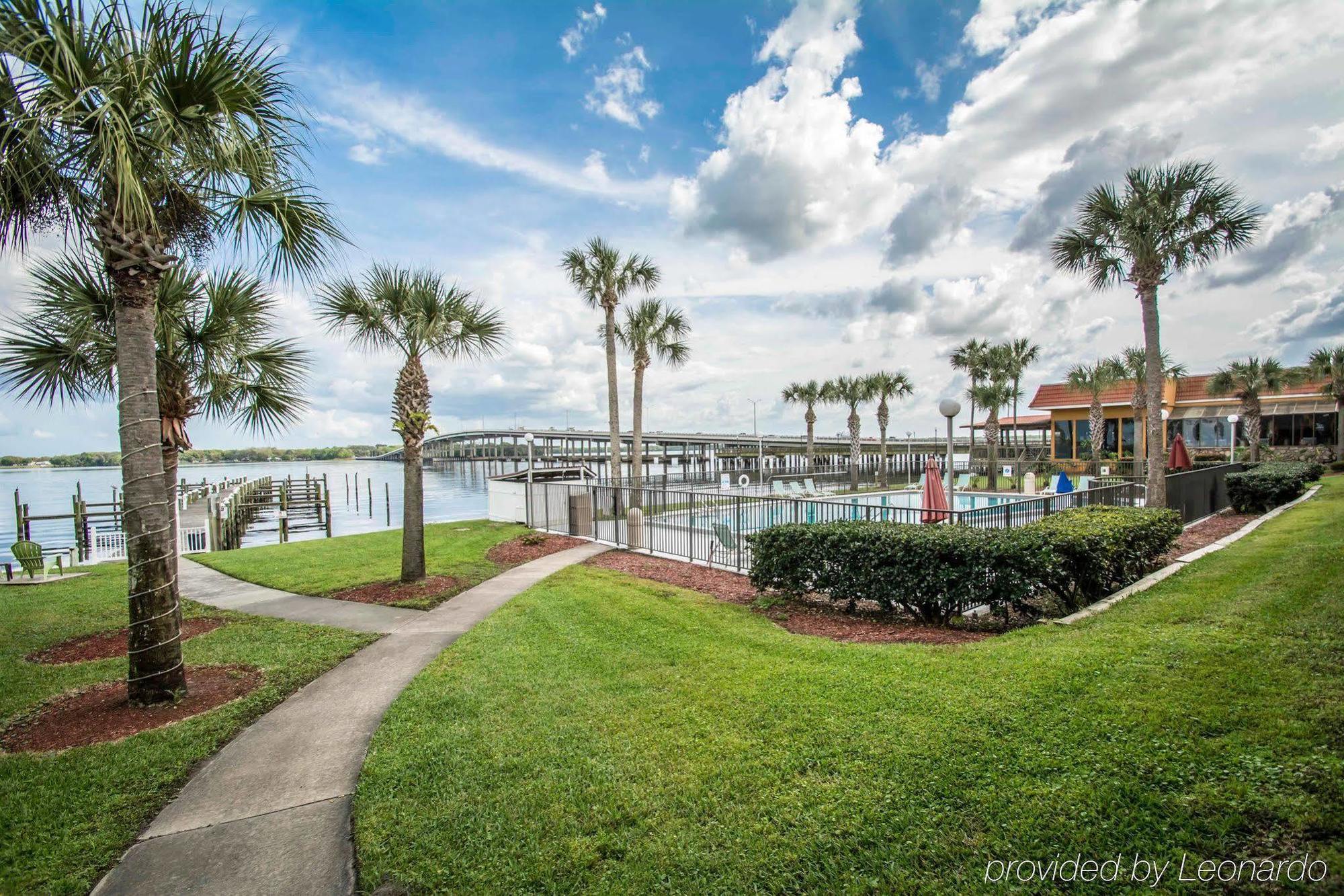 Quality Inn And Suites Palatka Riverfront Exterior foto