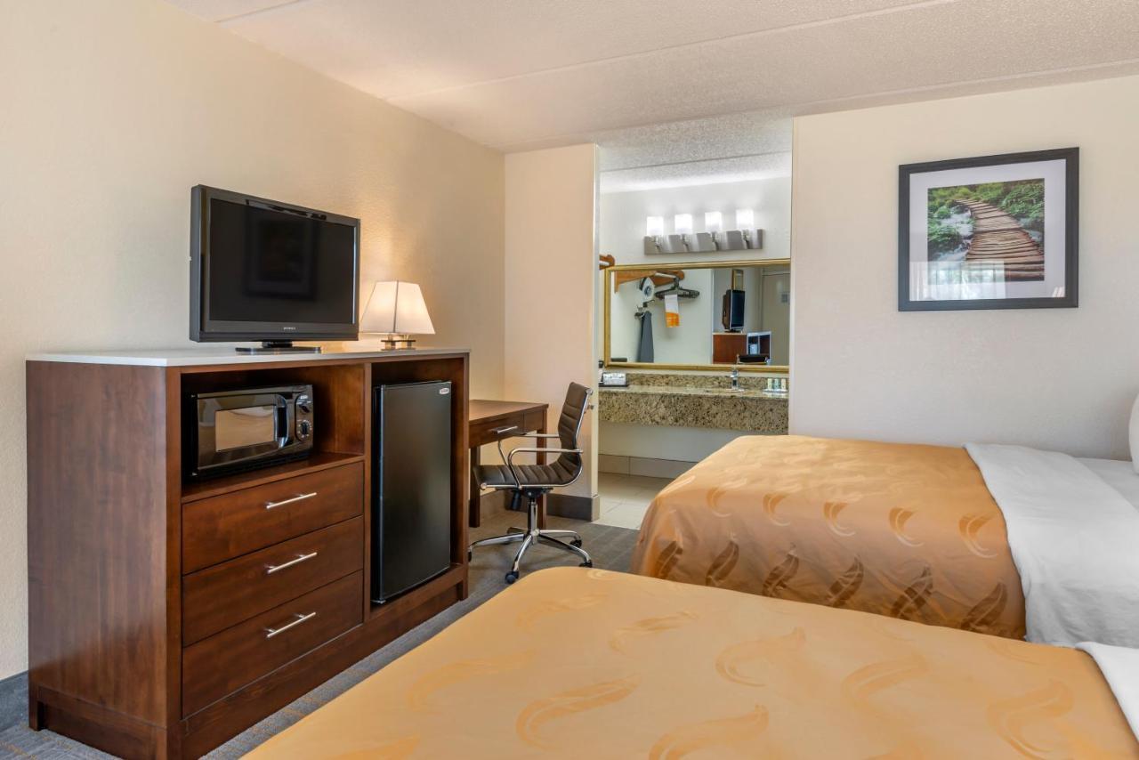 Quality Inn And Suites Palatka Riverfront Exterior foto